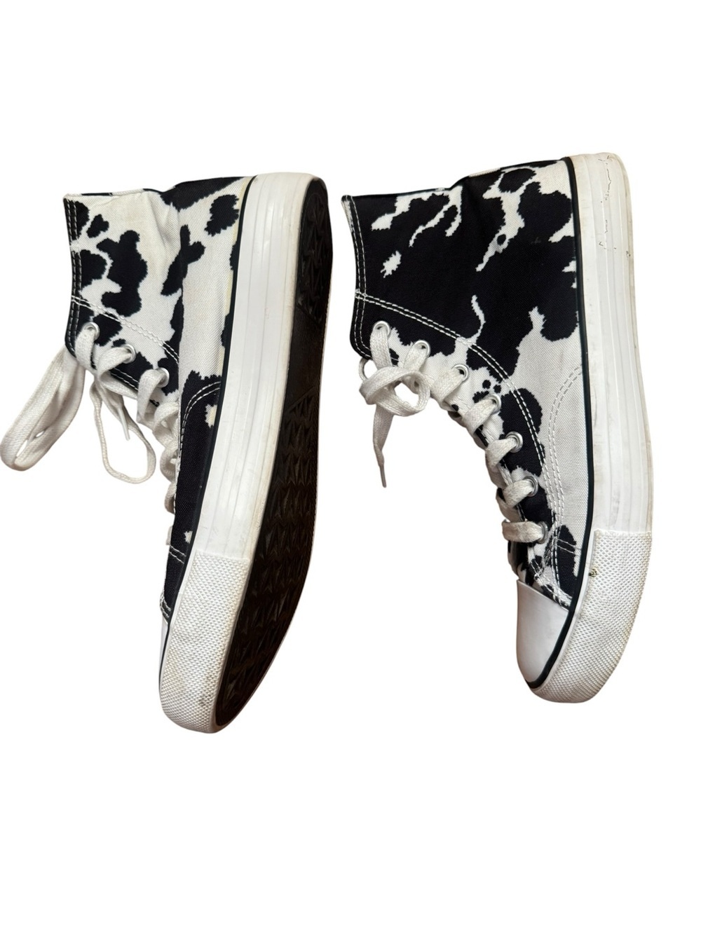 Cow Print Canvas High-Top Sneakers - Picture 2 of 4